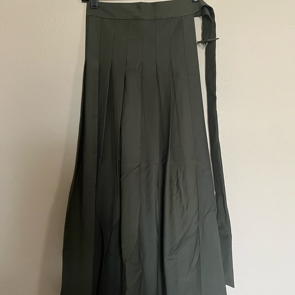 Zara Trousers with Layered Pleated Skirt Set - 3 Pieces - Picture 7 of 15